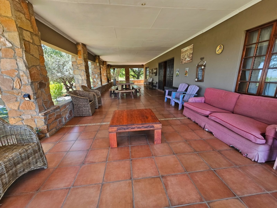 6 Bedroom Property for Sale in Buffelshoek AH North West